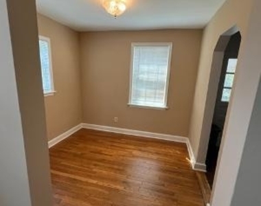 4724 7th Road N - Photo Thumbnail 7