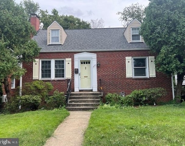 4724 7th Road N - Photo Thumbnail 17