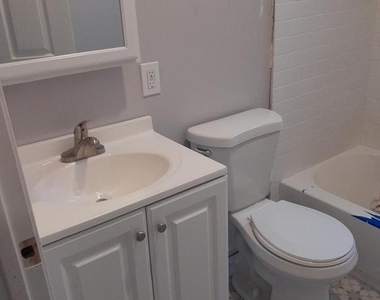 3030 Clifford Street - Photo Thumbnail 5