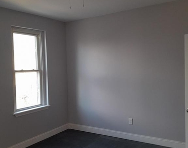 3030 Clifford Street - Photo Thumbnail 15