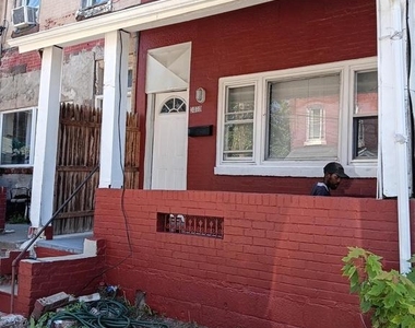 3030 Clifford Street - Photo Thumbnail 18