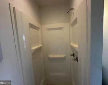 1813 N Gratz Street - Photo Thumbnail 18