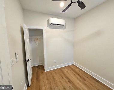 2525 E Madison Street - Photo Thumbnail 12