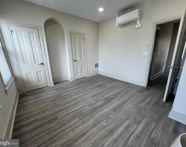 1725 N 27th Street - Photo Thumbnail 6