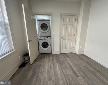 1725 N 27th Street - Photo Thumbnail 4