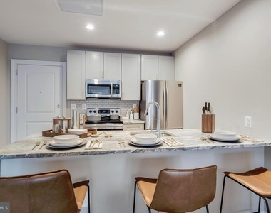 30 N 23rd Street - Photo Thumbnail 3
