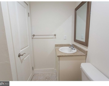 413 S 11th Street - Photo Thumbnail 9