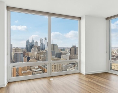 204 W Washington Square - Photo Thumbnail 18