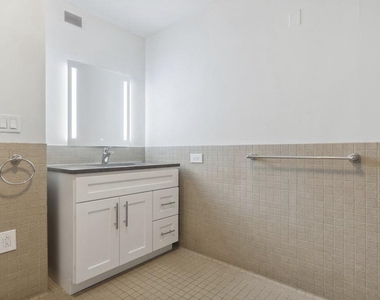 2300 Walnut Street - Photo Thumbnail 6