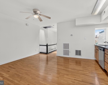 4307 Locust Street - Photo Thumbnail 3