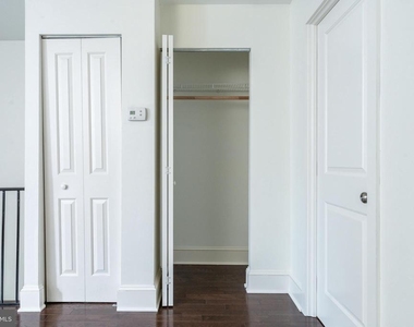 2238 Ellsworth Street - Photo Thumbnail 12