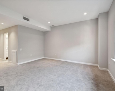 875 Sansom Street - Photo Thumbnail 15