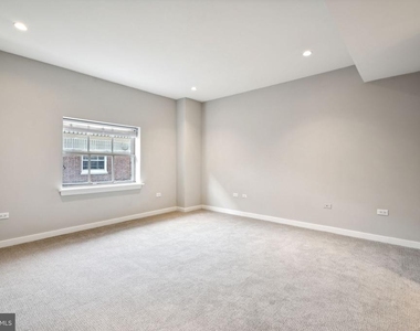 875 Sansom Street - Photo Thumbnail 16
