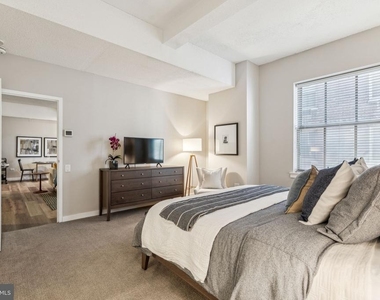 875 Sansom Street - Photo Thumbnail 14