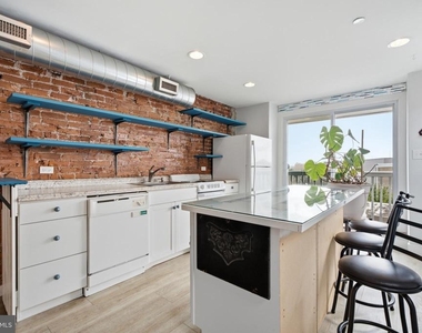 651 N 33rd Street - Photo Thumbnail 18