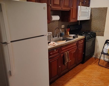 5226 Wakefield Street - Photo Thumbnail 2