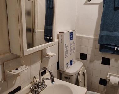 5226 Wakefield Street - Photo Thumbnail 6