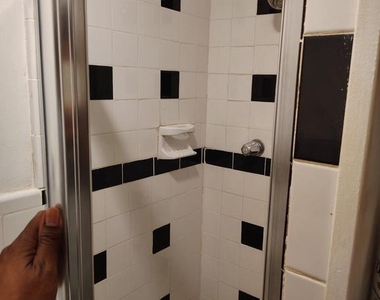 5226 Wakefield Street - Photo Thumbnail 7