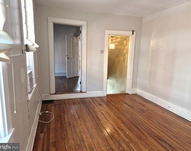 137 E New Street - Photo Thumbnail 15