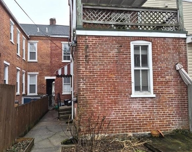 137 E New Street - Photo Thumbnail 17