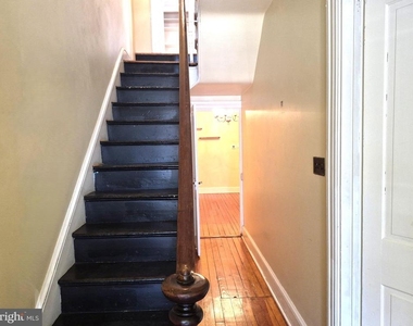137 E New Street - Photo Thumbnail 1
