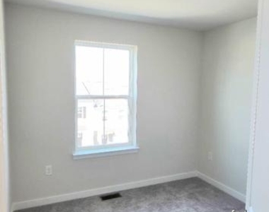 242 Talucci Drive - Photo Thumbnail 23