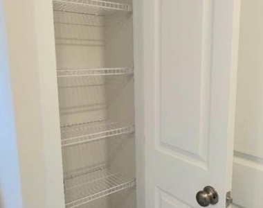 242 Talucci Drive - Photo Thumbnail 22