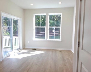 242 Talucci Drive - Photo Thumbnail 16