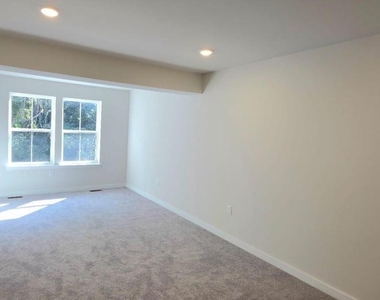 242 Talucci Drive - Photo Thumbnail 30