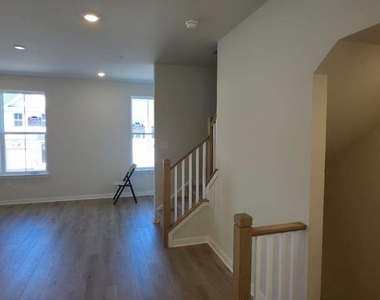 242 Talucci Drive - Photo Thumbnail 18