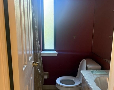 14 Oak Knoll Drive - Photo Thumbnail 14
