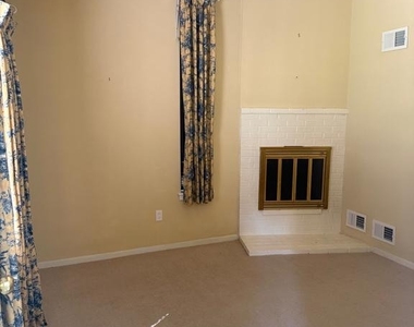 14 Oak Knoll Drive - Photo Thumbnail 6