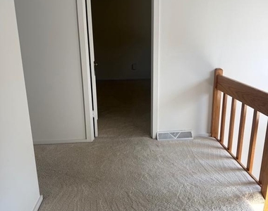 14 Oak Knoll Drive - Photo Thumbnail 17