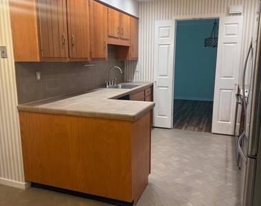 14 Oak Knoll Drive - Photo Thumbnail 9