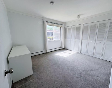 1225 Island Drive - Photo Thumbnail 9