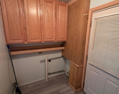 672 Linda Vista Drive - Photo Thumbnail 11