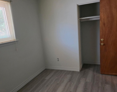 672 Linda Vista Drive - Photo Thumbnail 16