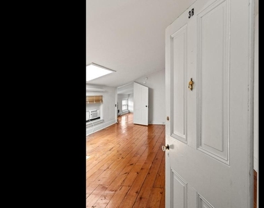 318 N Matlack Street - Photo Thumbnail 8