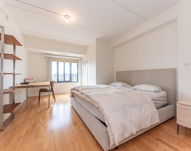 111 N Ashley Street - Photo Thumbnail 9