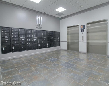 111 N Ashley Street - Photo Thumbnail 15