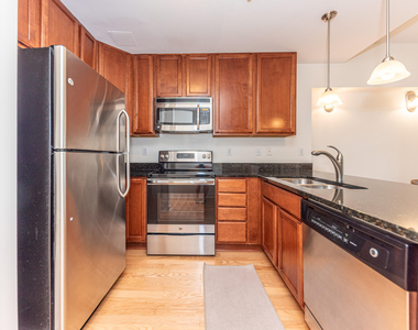 111 N Ashley Street - Photo Thumbnail 1