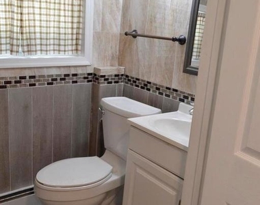 3131 Clive Avenue - Photo Thumbnail 6