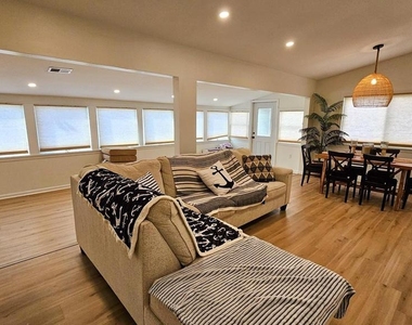 52 Nancy Drive - Photo Thumbnail 14