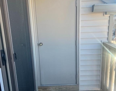 1315 Ravens Crest Drive - Photo Thumbnail 27