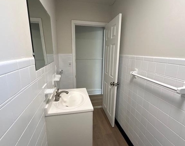 119 Tyler Street - Photo Thumbnail 9