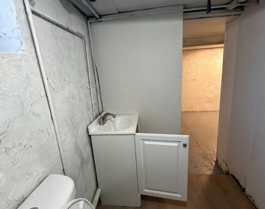 119 Tyler Street - Photo Thumbnail 22