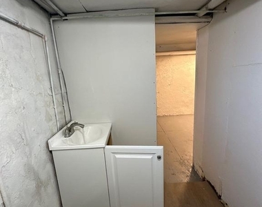 119 Tyler Street - Photo Thumbnail 21