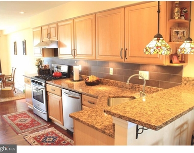 25 Benjamin Rush Lane - Photo Thumbnail 4