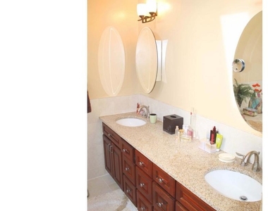 25 Benjamin Rush Lane - Photo Thumbnail 11
