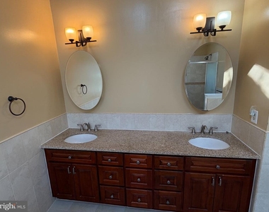 25 Benjamin Rush Lane - Photo Thumbnail 23
